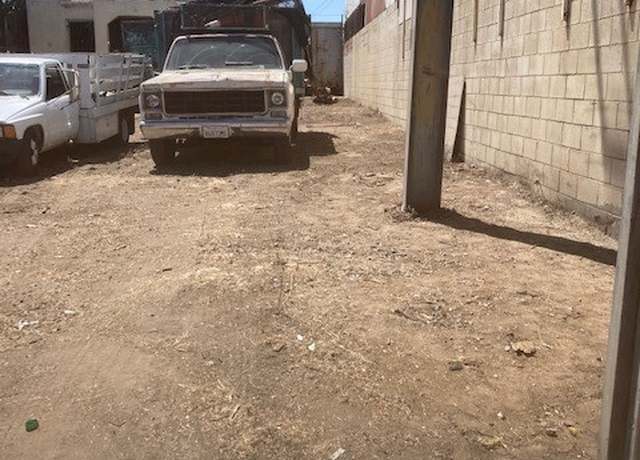Property at 9811 S Vermont Ave, Los Angeles, CA 90044, 2 beds, 1 bath