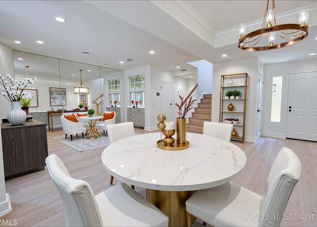Property at 417 Bay Hill Dr, Newport Beach, CA 92660, 2 beds, 2.5 baths