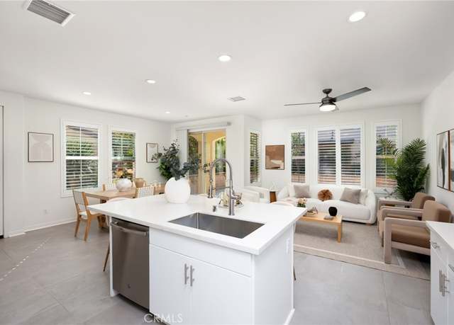 Property at 26 Prominence, Lake Forest, CA 92630, 2 beds, 2.5 baths