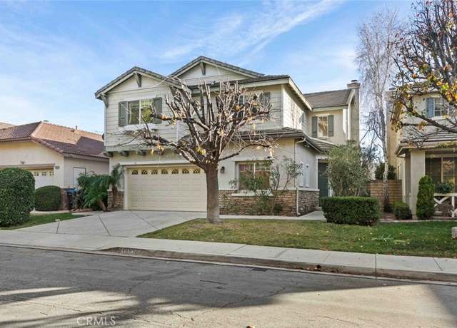 Property at 4892 Borders St, Simi Valley, CA 93063, 4 beds, 3 baths