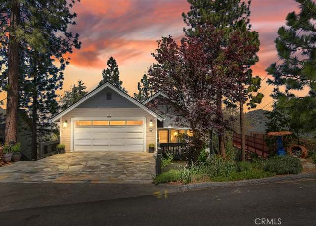 Property at 1376 St. Anton Dr, Lake Arrowhead, CA 92352, 3 beds, 2.5 baths
