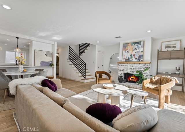 Property at 4365 Mclaughlin Ave #25, Los Angeles, CA 90066, 2 beds, 2.5 baths