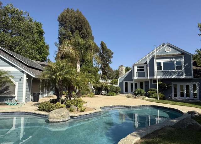 Property at 18 Gateview Dr, Fallbrook, CA 92028, 4 beds, 4 baths