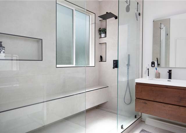 Property at 1258 W Avenue H6, Lancaster, CA 93534, 3 beds, 2 baths