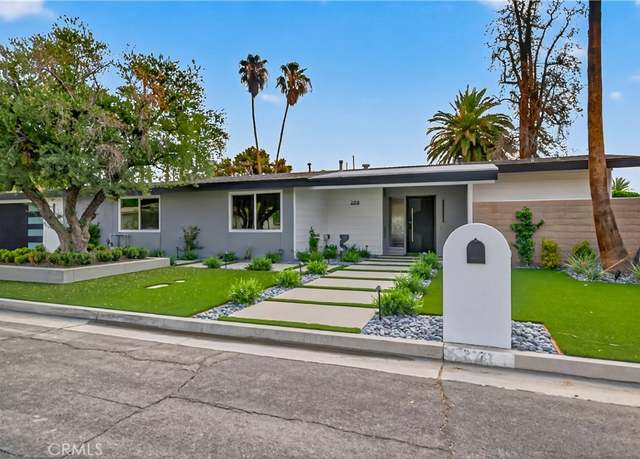 Property at 2178 S Brentwood Dr, Palm Springs, CA 92264, 3 beds, 4 baths