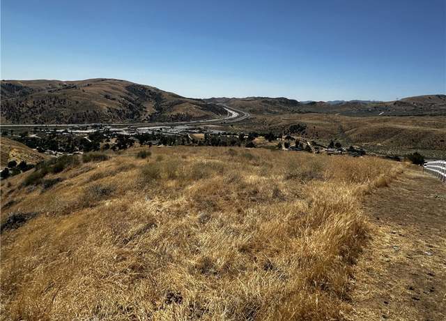Property at 6 Chimney Canyon Rd, Lebec, CA 93243