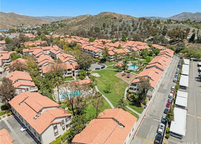 Property at 18142 Sundowner Way #1164, Canyon Country, CA 91387, 2 beds, 2 baths