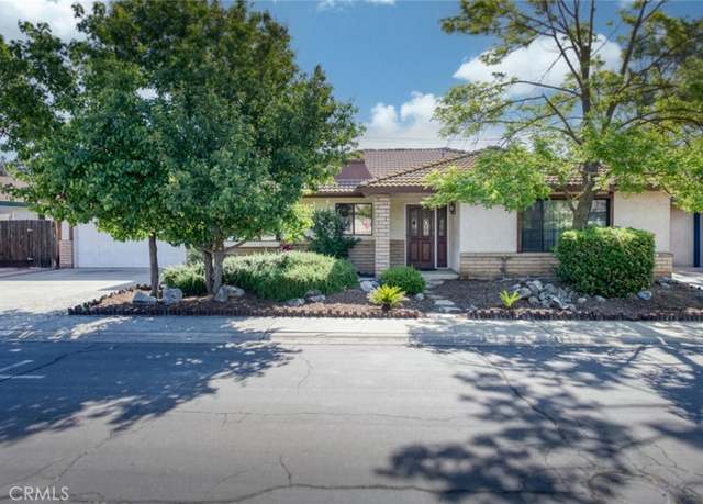 Property at 7664 N Gearhart Ave, Fresno, CA 93720, 3 beds, 2 baths