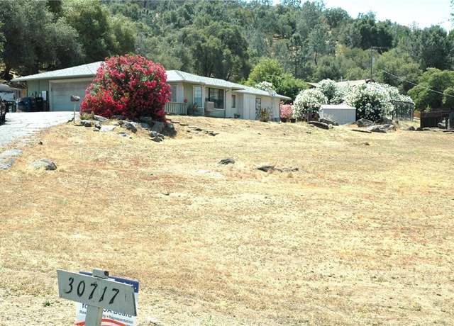 Property at 30717 Seminole Dr, Coarsegold, CA 93614, 3 beds, 2 baths