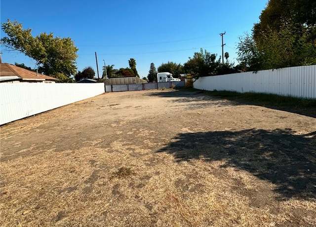Property at 0 Alfalfa, CA 90305