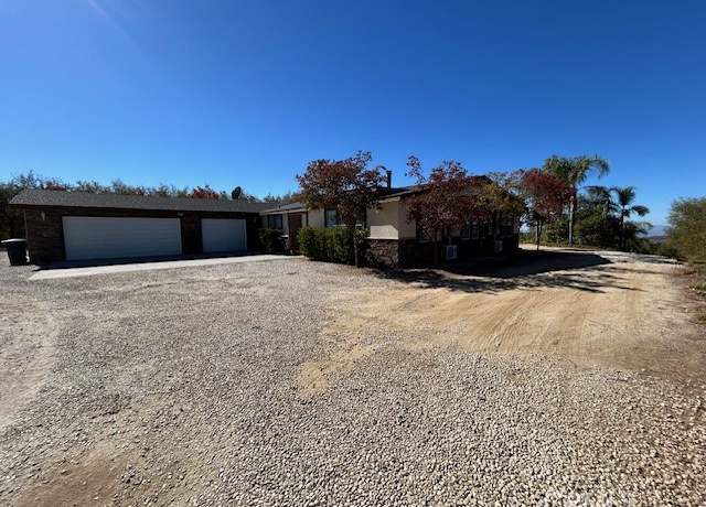 Property at 43735 Cardinal Rd, Hemet, CA 92544, 4 beds, 2.5 baths