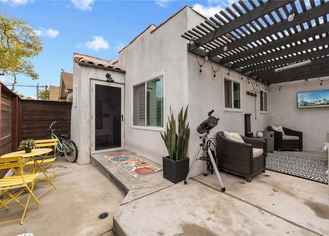 Property at 2324 E 14th St, Long Beach, CA 90804, 2 beds, 1 bath