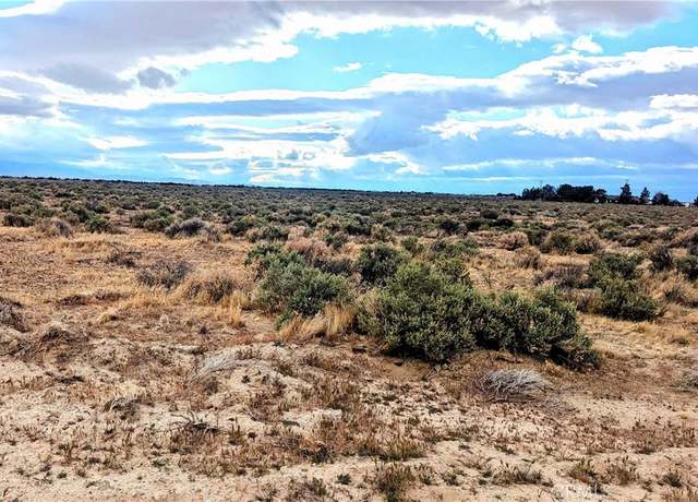 Property at 60 W Avenue E-10, Lancaster, CA 93536