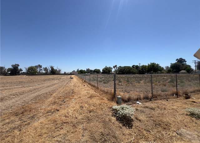 Property at 1 E 3rd St, Hanford, CA 93230