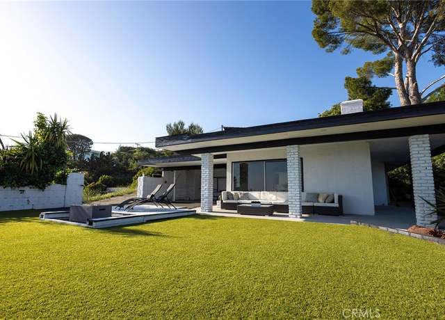 Property at 9924 Beverly Grove Dr, Beverly Hills, CA 90210, 3 beds, 3 baths
