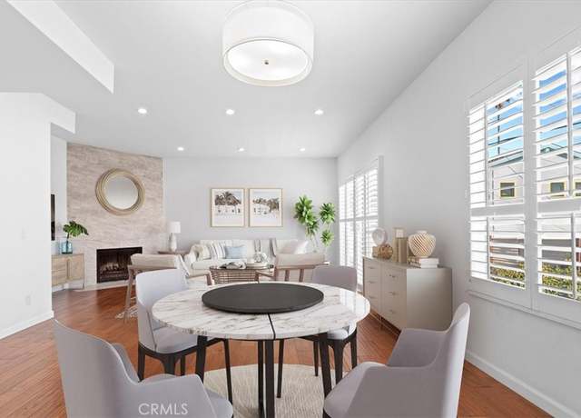 Property at 5324 Kester Ave #12, Sherman Oaks, CA 91411, 2 beds, 2.5 baths