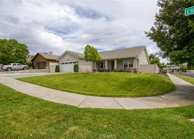 Property at 35579 Country Creek Dr, Yucaipa, CA 92399, 4 beds, 2 baths