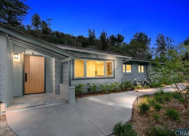 Property at 5125 El Secreto, Rancho Santa Fe, CA 92067, 3 beds, 2.5 baths