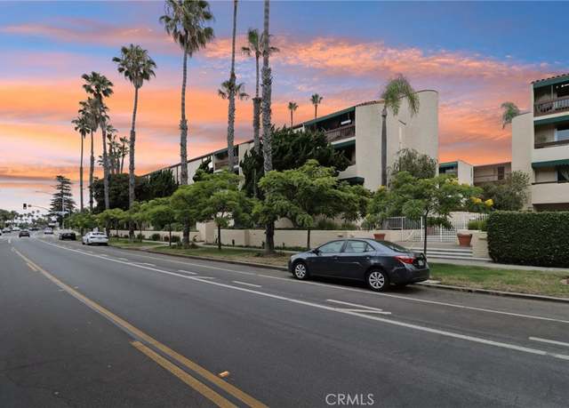 Property at 6455 La Jolla Blvd #206, La Jolla, CA 92037, 2 beds, 2 baths