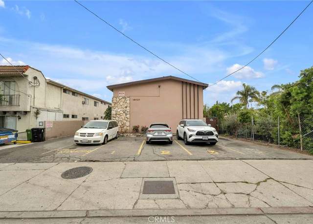 Property at 16020 Vanowen St, Van Nuys, CA 91406, 10 beds, 10 baths