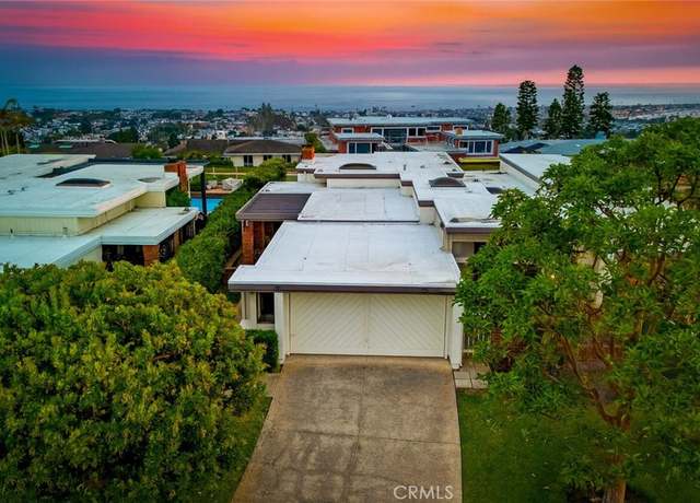 Property at 21 Beachcomber Dr, Corona Del Mar, CA 92625, 3 beds, 2 baths
