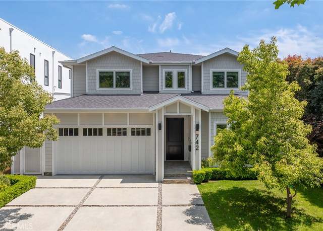 Property at 742 N Detroit St, Los Angeles, CA 90046, 5 beds, 4.5 baths
