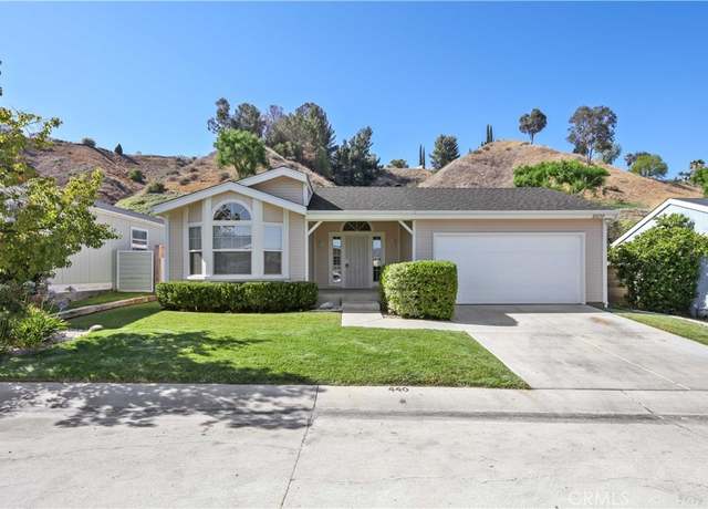 Property at 20197 Canyon View Dr, Canyon Country, CA 91351, 2 beds, 2 baths
