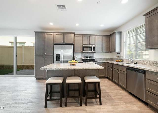 Property at 342 Fuerte Dr, Santa Paula, CA 93060, 4 beds, 3 baths