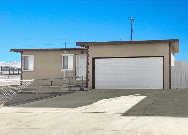 Property at 1866 E Avenue Q12, Palmdale, CA 93550, 3 beds, 1 bath