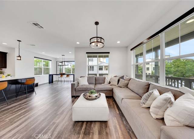 Property at 23 Vasto St, Rancho Mission Viejo, CA 92694, 4 beds, 3.5 baths