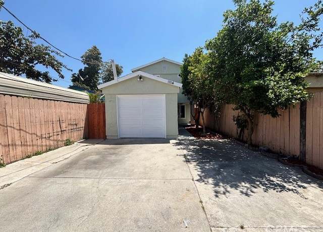 Property at 11114 Evers Ave, Los Angeles, CA 90059, 5 beds, 3 baths