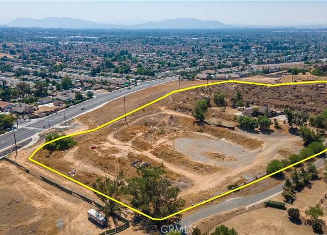 Property at 11455 Pigeon Pass Rd, Moreno Valley, CA 92557, 3 beds, 2 baths