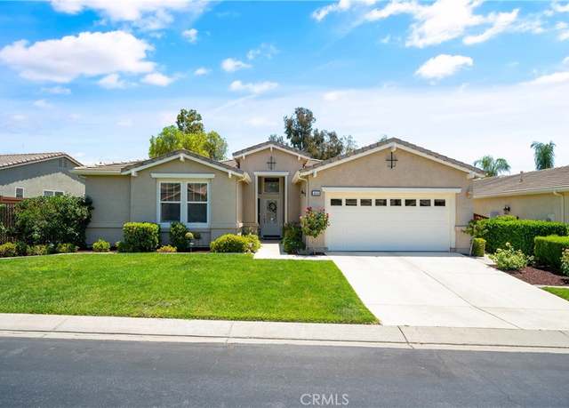 Property at 468 Olazabal Dr, Hemet, CA 92545, 3 beds, 3 baths