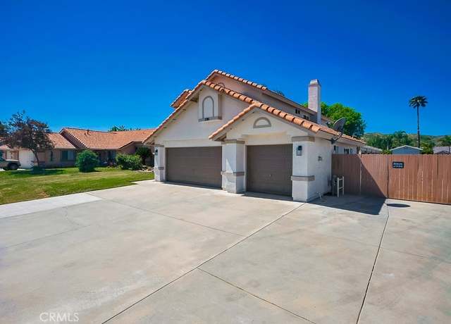 Property at 2316 Calona Pl, San Jacinto, CA 92583, 3 beds, 2.5 baths