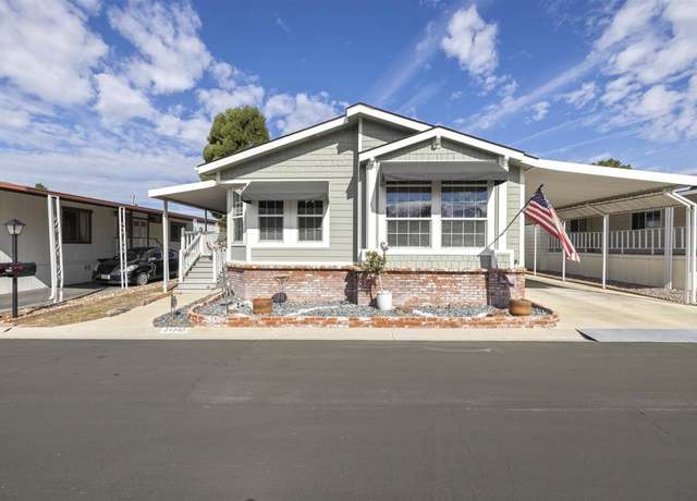 Property at 21205 Willow Weed Way, Canyon Country, CA 91351, 3 beds, 2 baths
