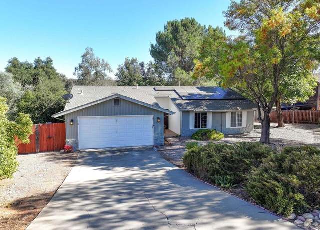 Property at 25119 Como Esta Ct, Ramona, CA 92065, 3 beds, 2 baths