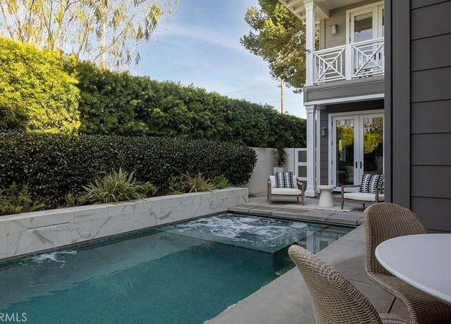 Property at 547 Tustin Ave, Newport Beach, CA 92663, 5 beds, 5.5 baths