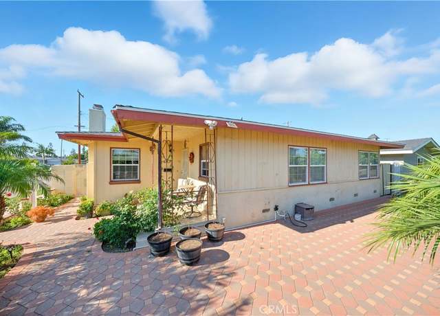 Property at 2103 E Nura Pl, Anaheim, CA 92806, 3 beds, 2 baths