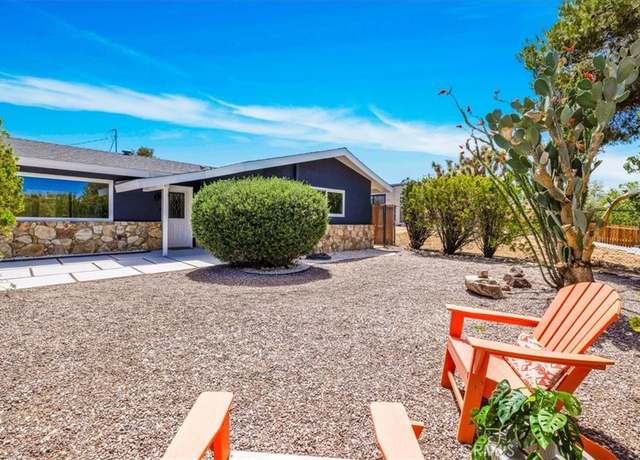 Property at 61535 Capilla Dr, Joshua Tree, CA 92252, 3 beds, 2 baths
