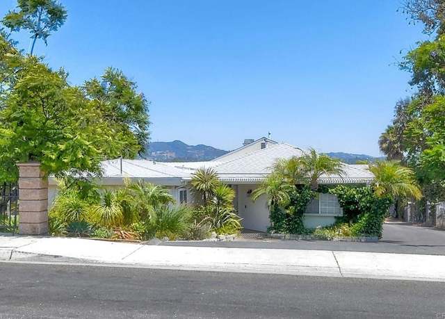 Property at 933 Maryland Dr, Vista, CA 92083, 4 beds, 2.5 baths