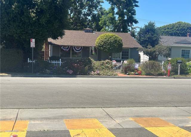 Property at 427 Irvine Ave, Newport Beach, CA 92663, 2 beds, 1 bath