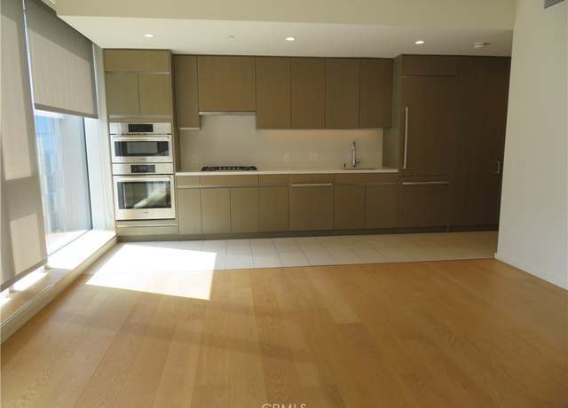 Property at 889 Francisco St #1609, Los Angeles, CA 90017, 1 bed, 1.5 baths