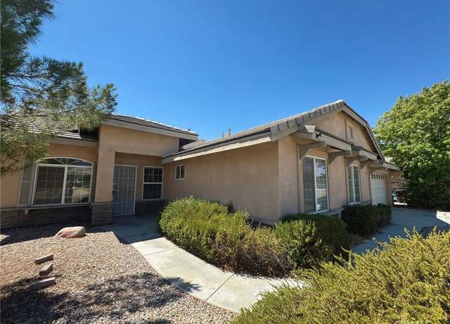 Property at 15943 Oak Ct, Victorville, CA 92395, 4 beds, 3 baths