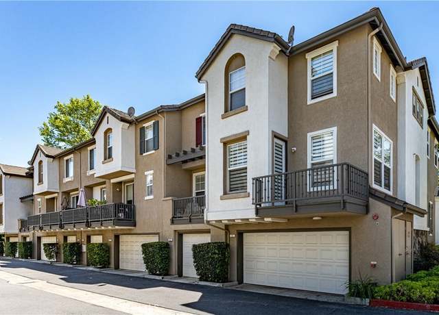 Property at 7 Burlingame Ln, Aliso Viejo, CA 92656, 2 beds, 2.5 baths