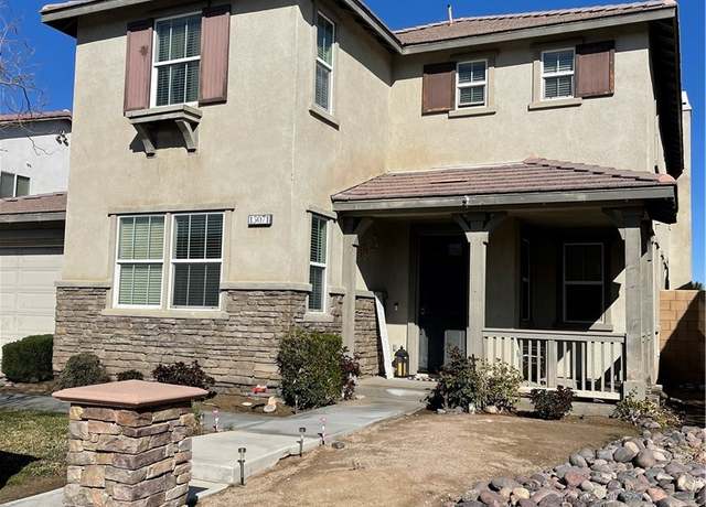 Property at 13071 Heywood St, Victorville, CA 92392, 5 beds, 3 baths