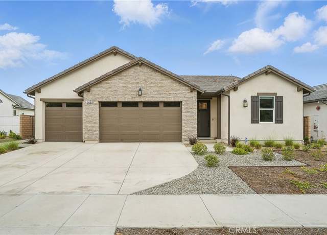 Property at 28410 Orange Park Dr, Castaic, CA 91384, 4 beds, 3 baths