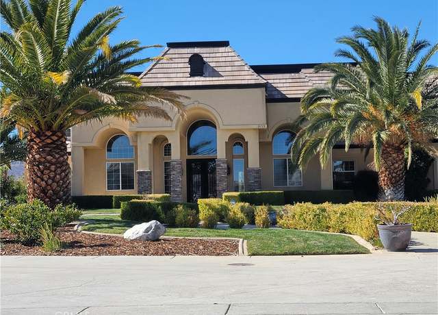 Property at 3715 W Avenue M 11, Lancaster, CA 93536, 4 beds, 4.5 baths