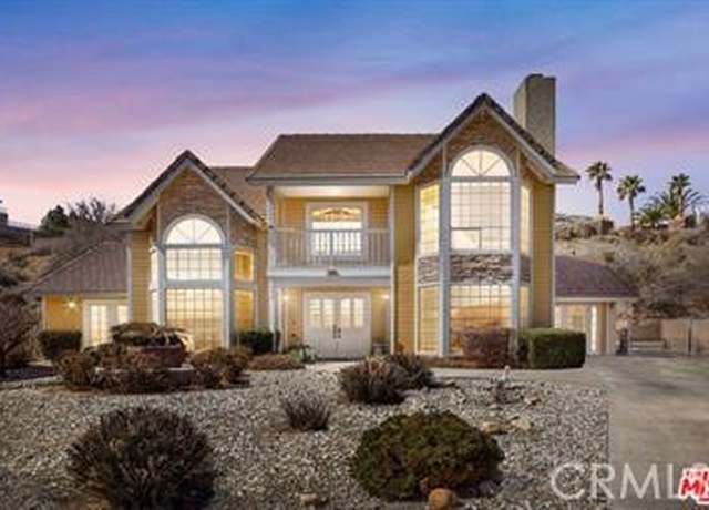 Property at 17850 Portside Ln, Victorville, CA 92395, 5 beds, 3.5 baths