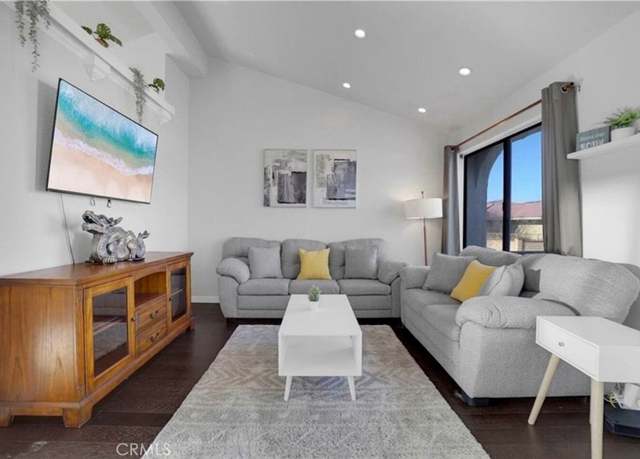 Property at 3291 N Sandspring Dr, Palm Springs, CA 92262, 3 beds, 2 baths