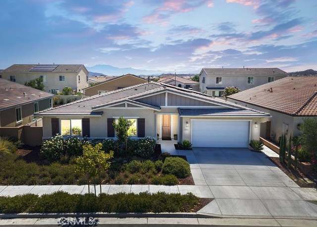 Property at 30106 Stargazer Way, Menifee, CA 92584, 4 beds, 2.5 baths